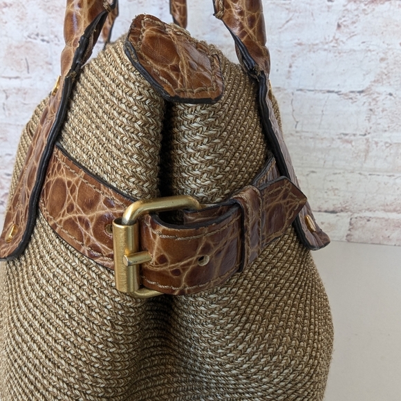 Eric Javits Tan and Brown Shoulder Bag - Picture 9 of 16